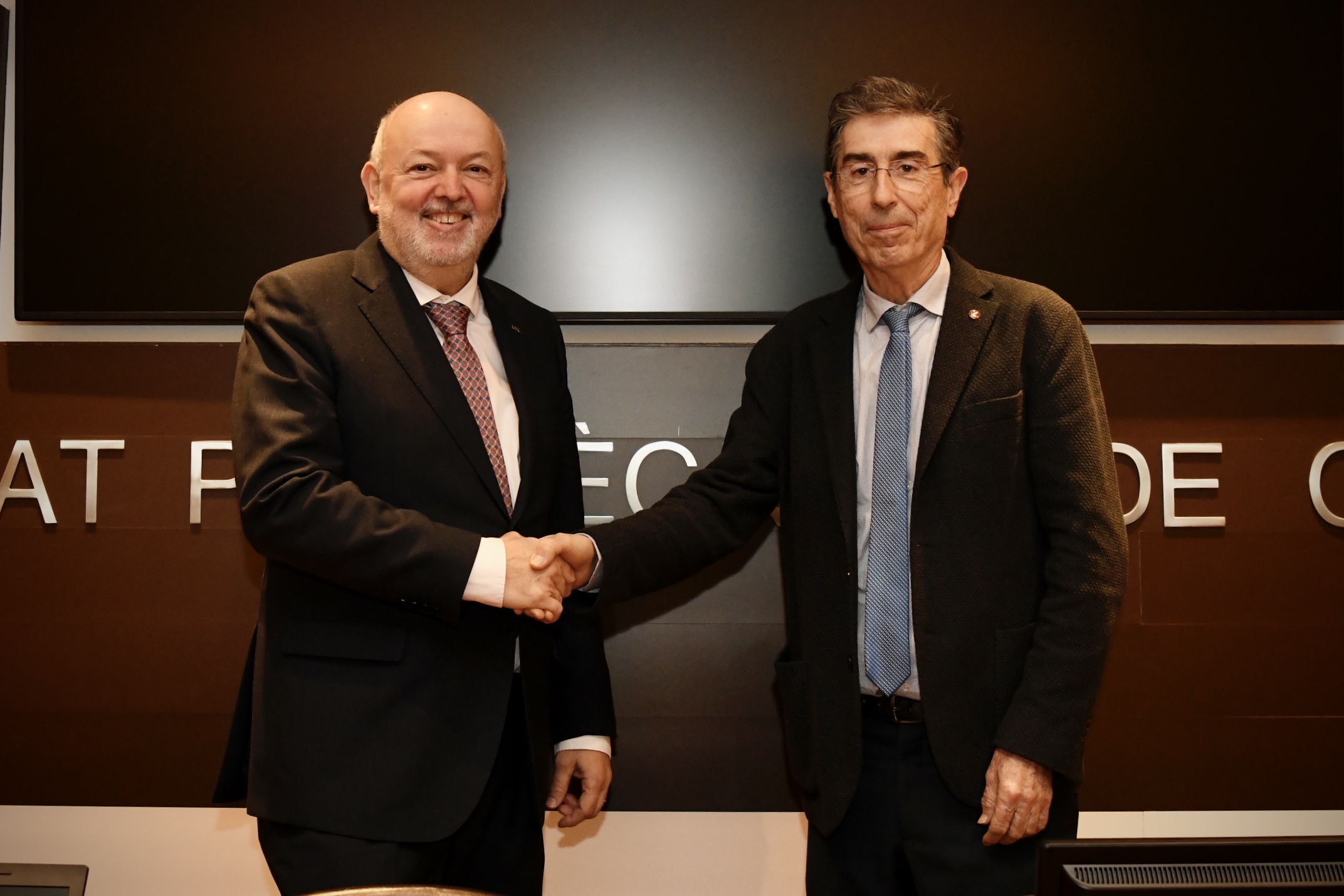 D'esquerra a dreta: Daniel Crespo, rector de la UPC i nou president de l'ACUP; Jaume Puy, rector de la UdL, president sortint i nou secretari ACUP | Crèdit: UPC