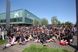 600 alumnes de primària presenten els resultats de la recerca que han fet de la mà d’investigadors de RecerCaixa